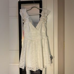 NWT Selfie Leslie white Dress